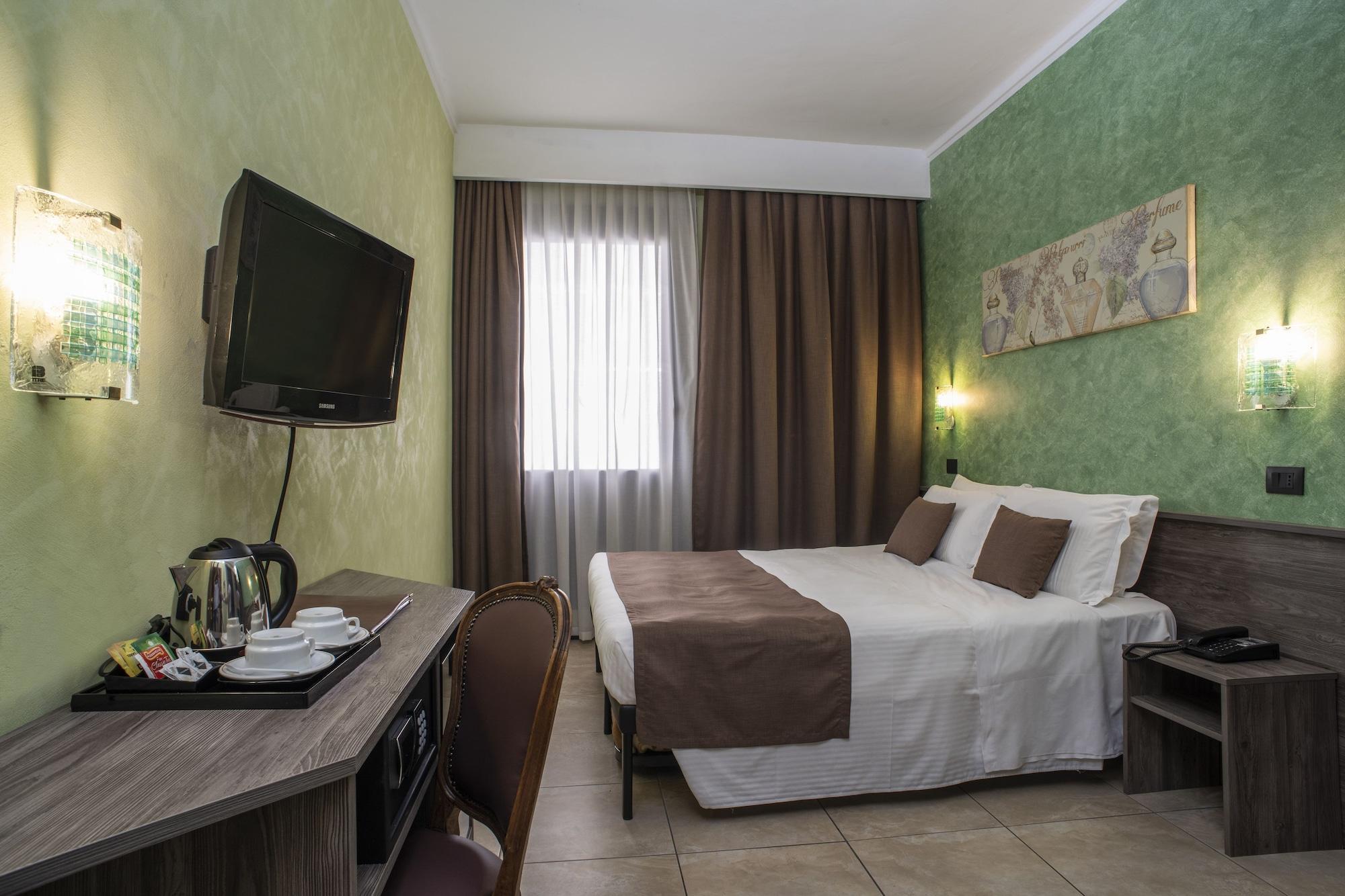 Hotel Plaza Torino Esterno foto