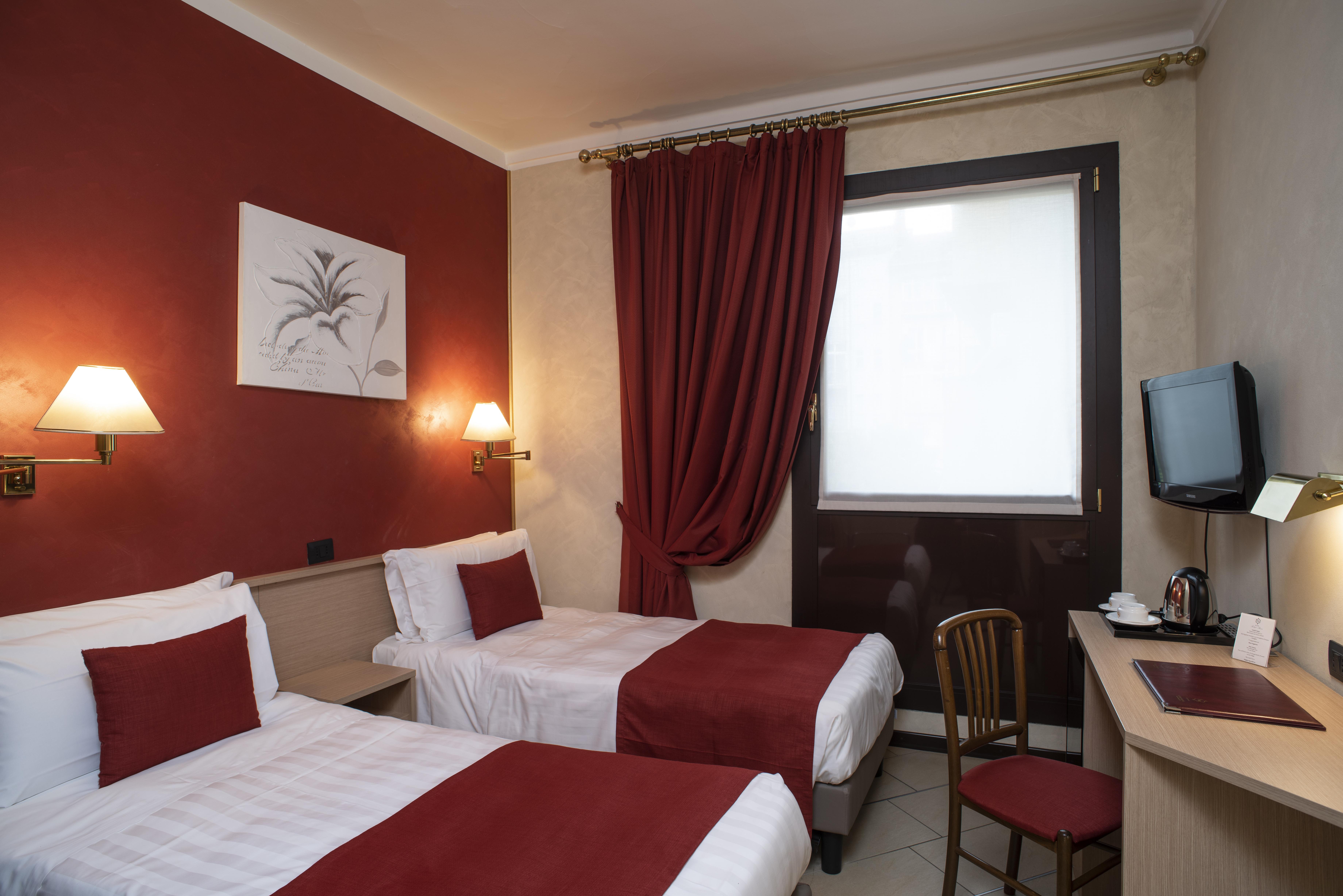 Hotel Plaza Torino Esterno foto