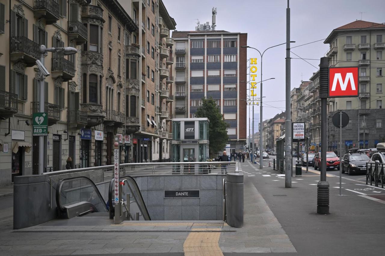 Hotel Plaza Torino Esterno foto